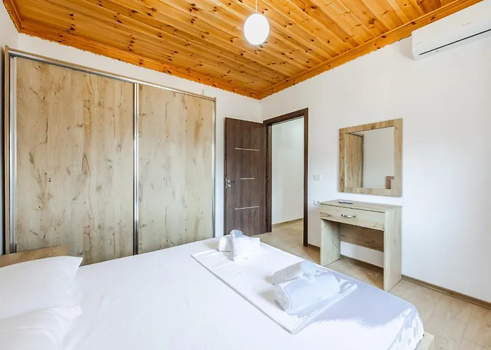 Appartement Hillside 2 By Pikhost