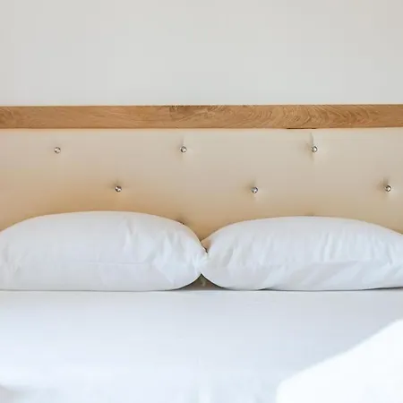 公寓 Hillside 2 By Pikhost Gjirokastër