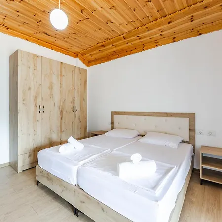 公寓 Hillside 2 By Pikhost Gjirokastër