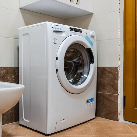 Hillside 2 By Pikhost *