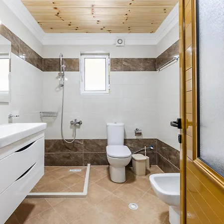 公寓 Hillside 2 By Pikhost Gjirokastër