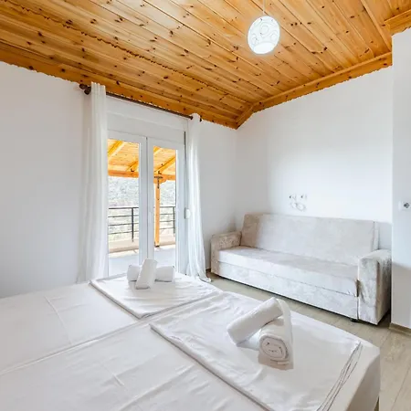 Hillside 2 By Pikhost 公寓